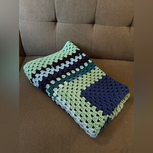 Crocheted "Granny Square" Blanket (Approx 50"x43")